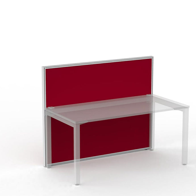 Tomato red Studio 50 freestanding acoustic screen at back of a desk sitting above the desk and down to the floor